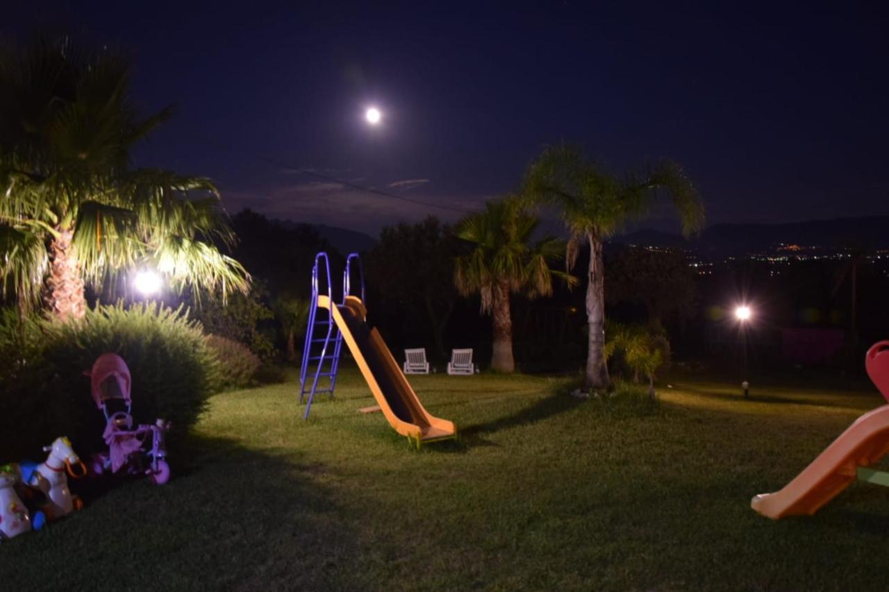 B&B Villa Molinari Restaurant E Baby Park Campagna Exterior photo