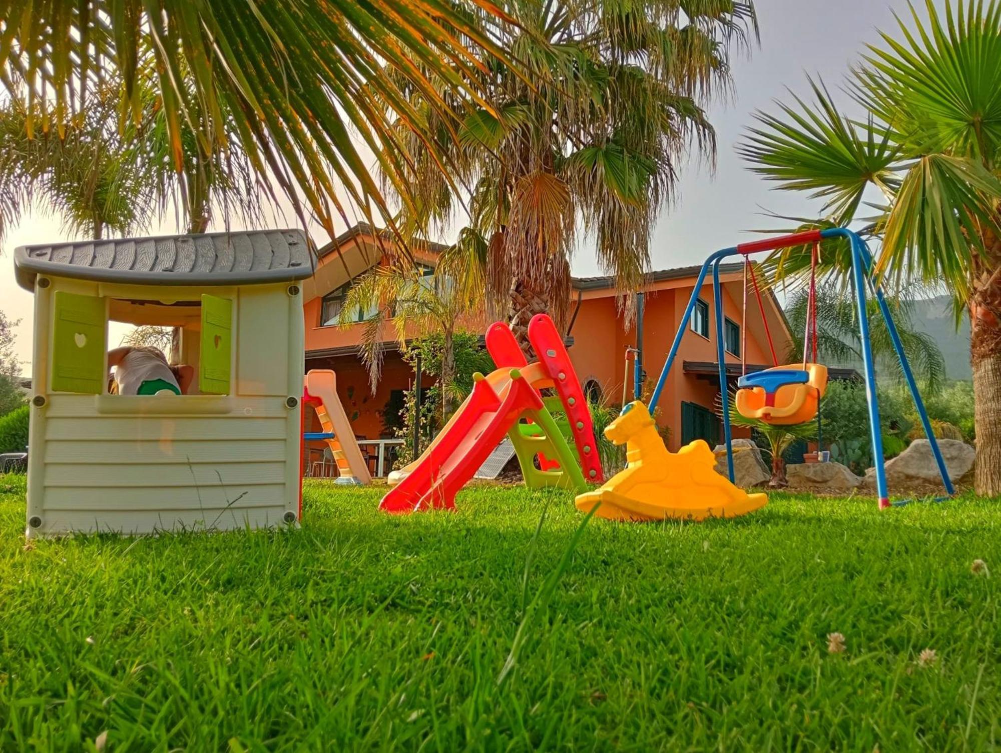 B&B Villa Molinari Restaurant E Baby Park Campagna Exterior photo
