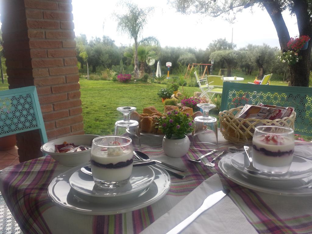 B&B Villa Molinari Restaurant E Baby Park Campagna Exterior photo